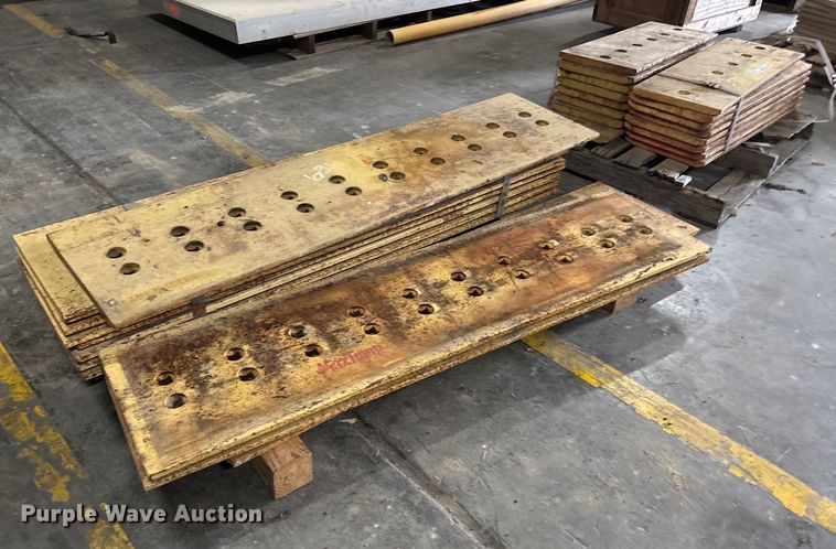 image for item EJ7763 Caterpillar cutting edges