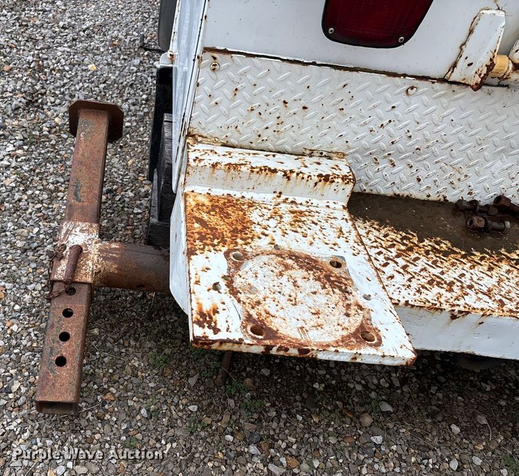 image for item EJ7764 Utility pickup truck bed with crane