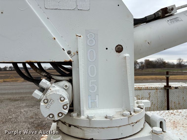 image for item EJ7764 Utility pickup truck bed with crane