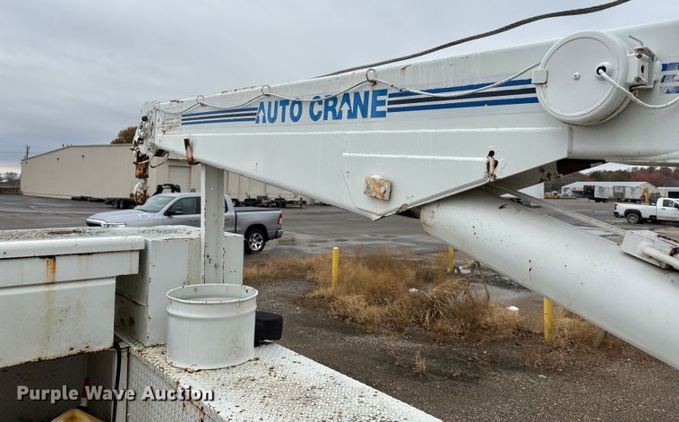 image for item EJ7764 Utility pickup truck bed with crane