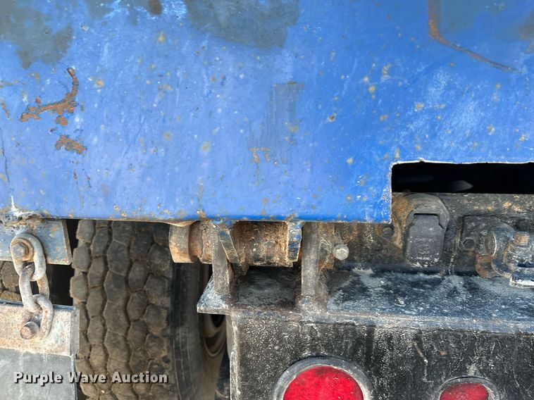 image for item EL0001 1992 Mack CH613 dump truck