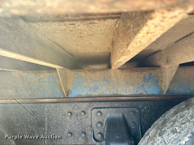 image for item EL0001 1992 Mack CH613 dump truck