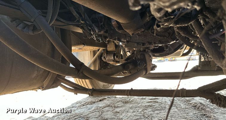 image for item EL0001 1992 Mack CH613 dump truck