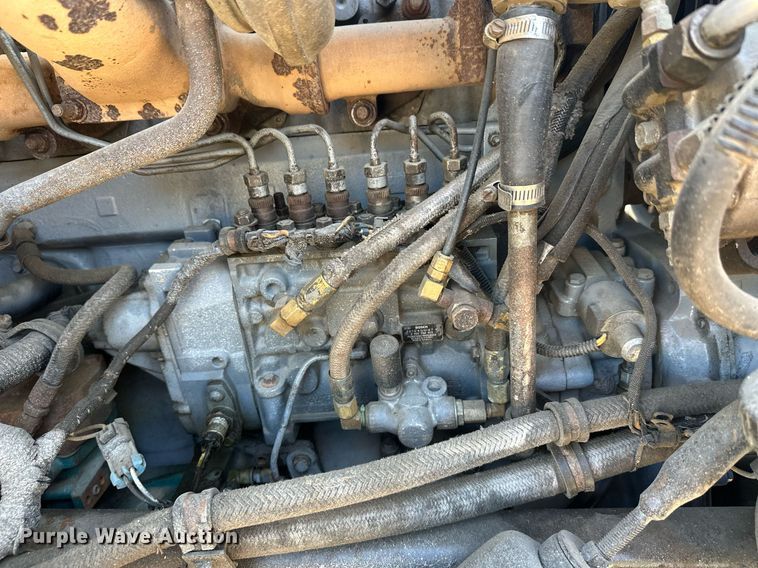 image for item EL0001 1992 Mack CH613 dump truck