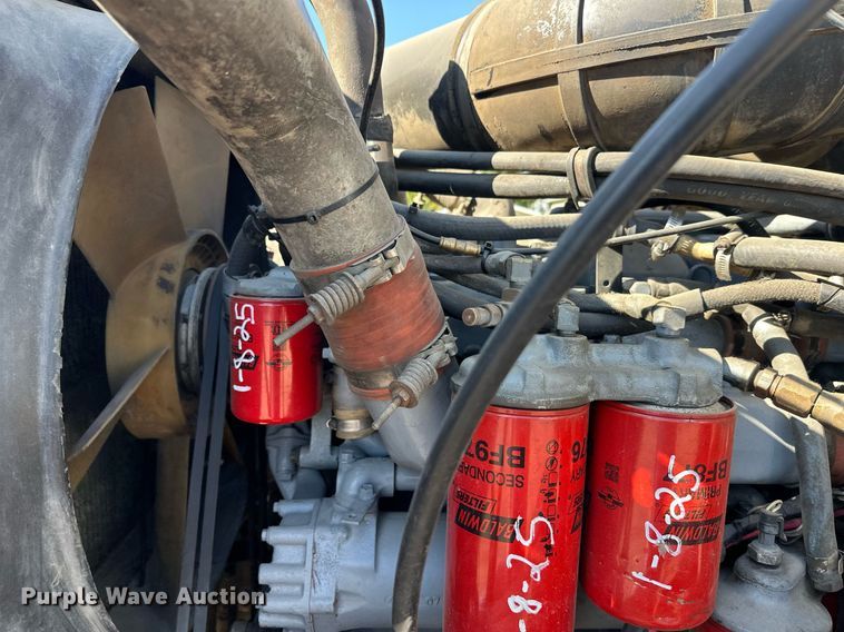 image for item EL0001 1992 Mack CH613 dump truck