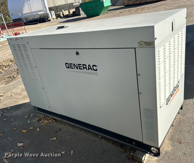 image for item EL0052 2011 Generac  0204842GNAX  generator