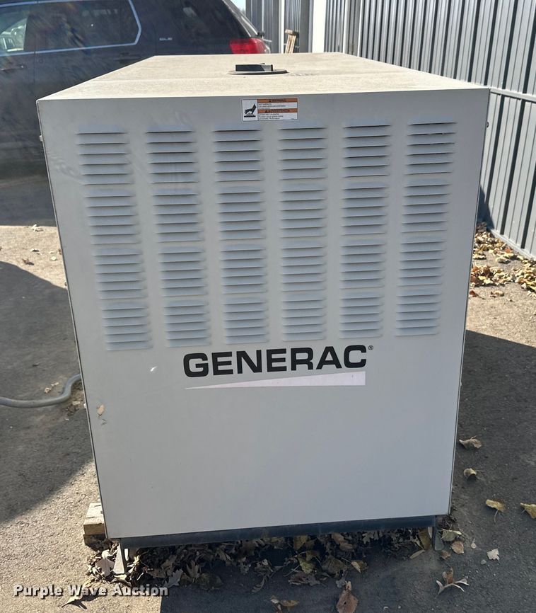 image for item EL0052 2011 Generac  0204842GNAX  generator