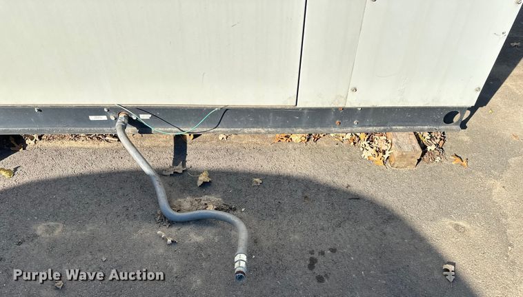 image for item EL0052 2011 Generac  0204842GNAX  generator