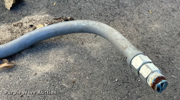 image for item EL0052 2011 Generac  0204842GNAX  generator