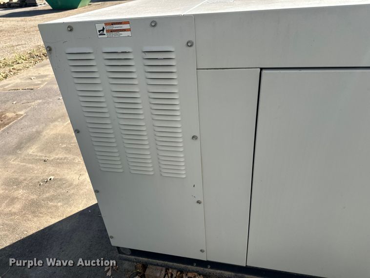 image for item EL0052 2011 Generac  0204842GNAX  generator