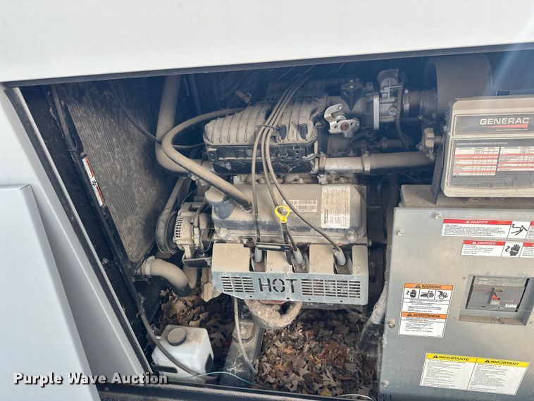 image for item EL0052 2011 Generac  0204842GNAX  generator