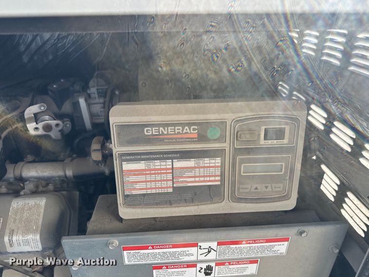 image for item EL0052 2011 Generac  0204842GNAX  generator