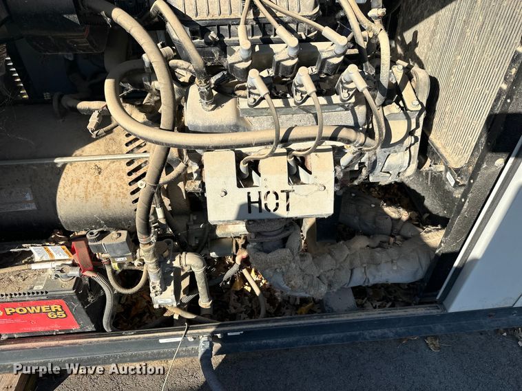 image for item EL0052 2011 Generac  0204842GNAX  generator