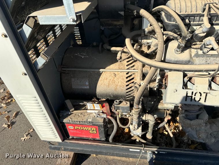 image for item EL0052 2011 Generac  0204842GNAX  generator