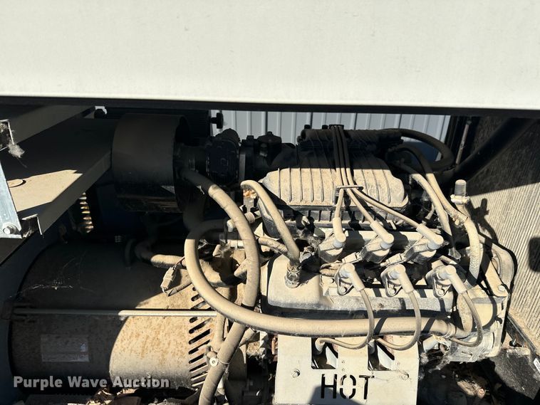 image for item EL0052 2011 Generac  0204842GNAX  generator