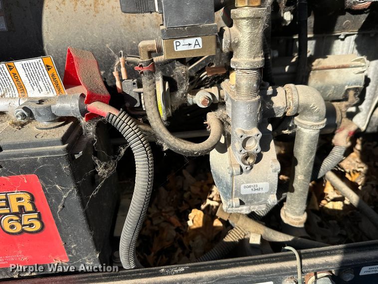 image for item EL0052 2011 Generac  0204842GNAX  generator