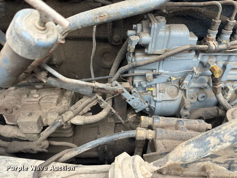 image for item EL0068 1995 Mack RD688S hook lift truck