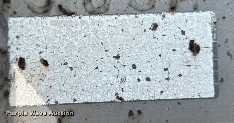 image for item EM2353 2006 Trailerman HHG8255R21 equipment trailer