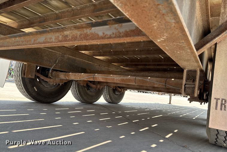 image for item EM2353 2006 Trailerman HHG8255R21 equipment trailer