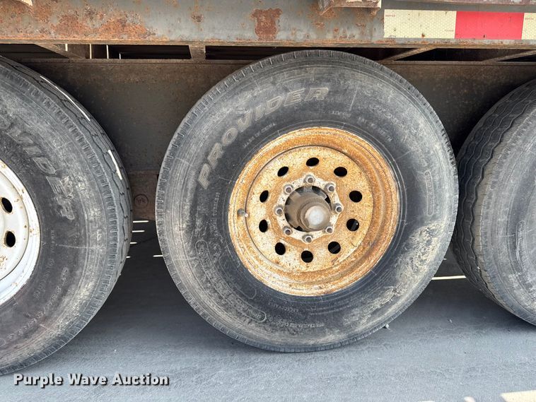 image for item EM2353 2006 Trailerman HHG8255R21 equipment trailer