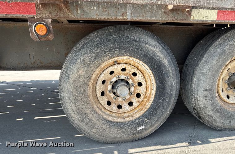 image for item EM2353 2006 Trailerman HHG8255R21 equipment trailer