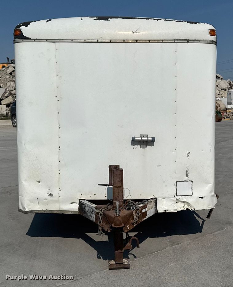 image for item EM2356 2001 United Express Line Inc enclosed cargo trailer