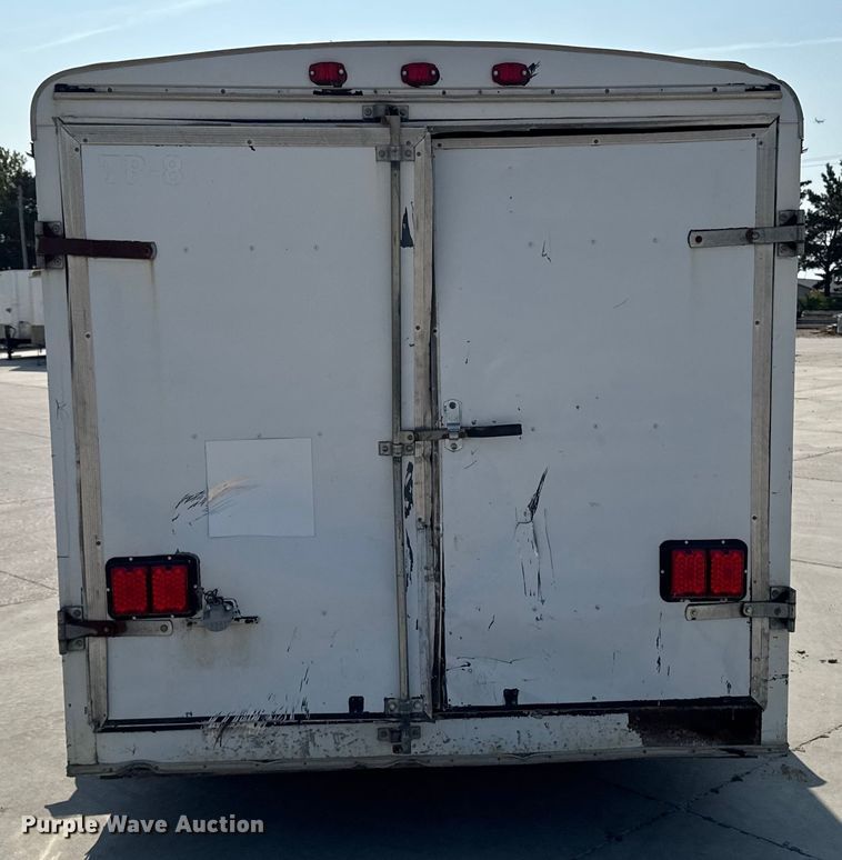 image for item EM2356 2001 United Express Line Inc enclosed cargo trailer