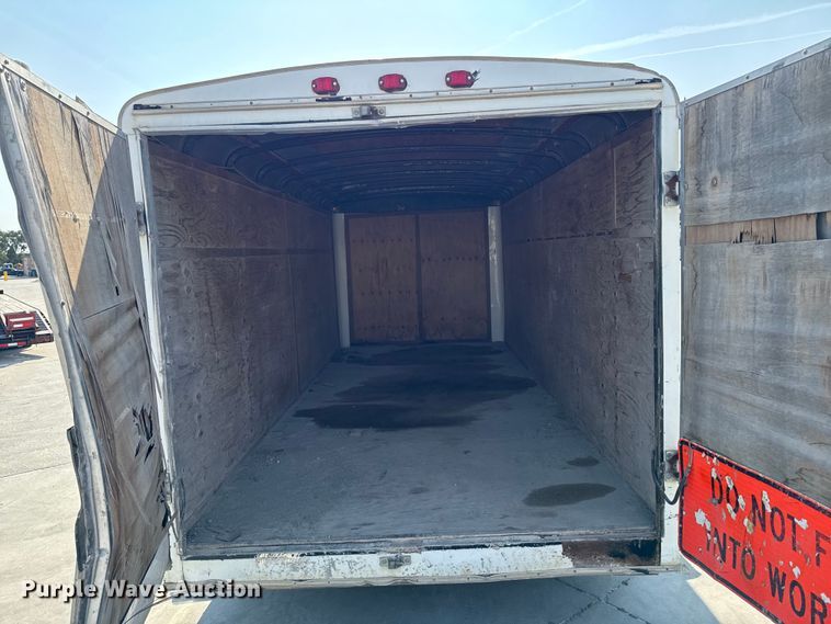 image for item EM2356 2001 United Express Line Inc enclosed cargo trailer