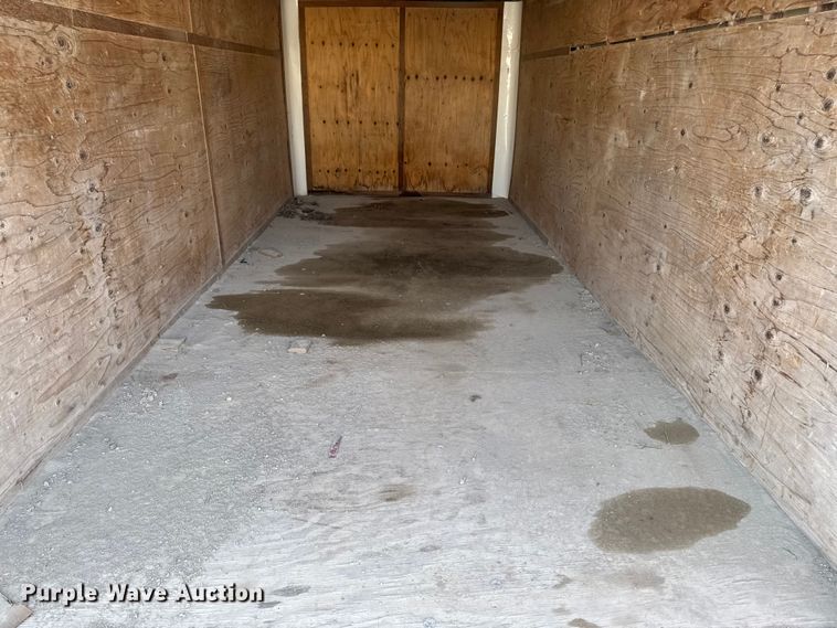 image for item EM2356 2001 United Express Line Inc enclosed cargo trailer