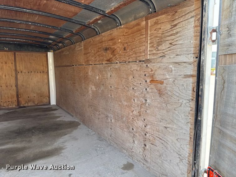 image for item EM2356 2001 United Express Line Inc enclosed cargo trailer