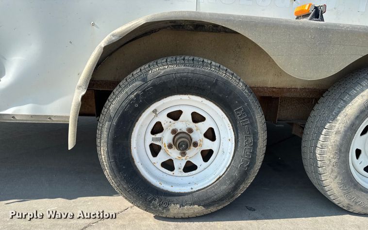 image for item EM2356 2001 United Express Line Inc enclosed cargo trailer