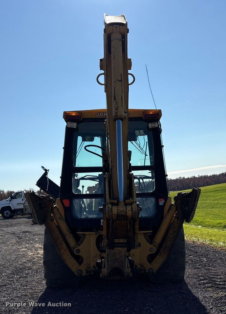 image for item EM6185 1996 John Deere 310D backhoe