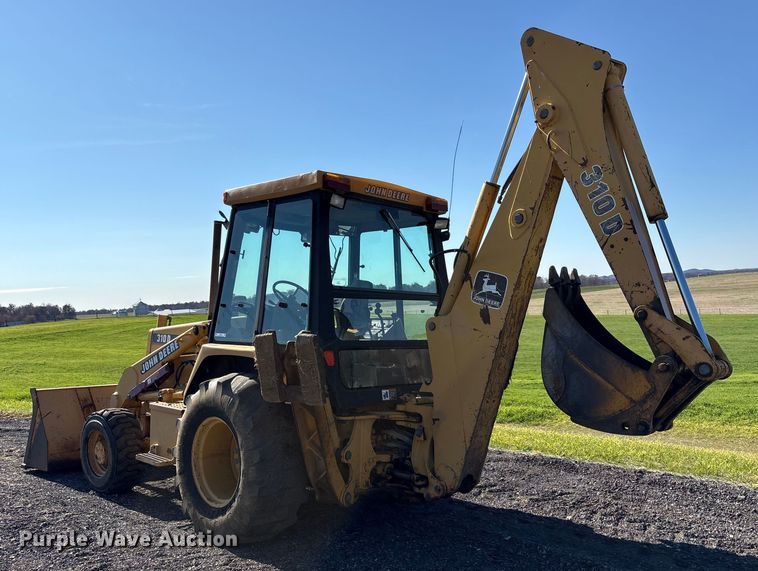 image for item EM6185 1996 John Deere 310D backhoe