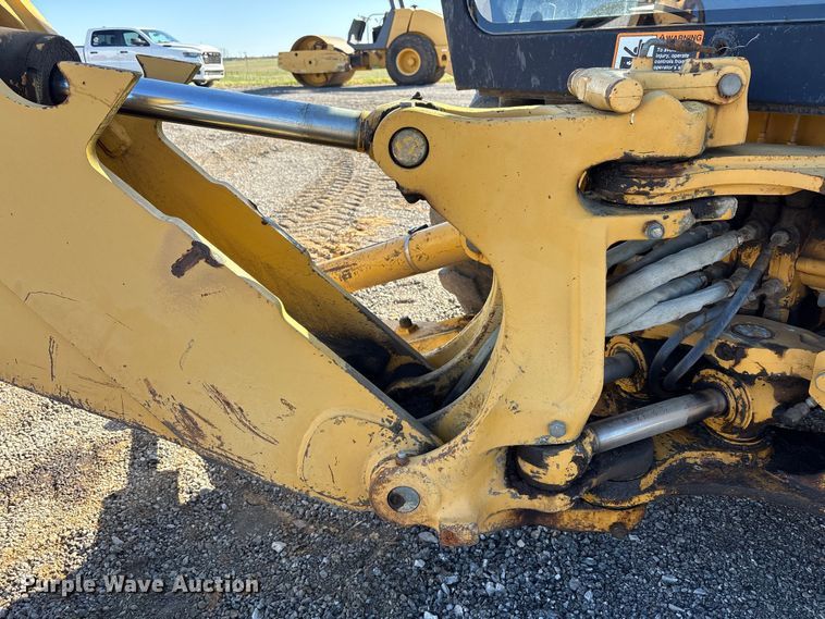 image for item EM6185 1996 John Deere 310D backhoe