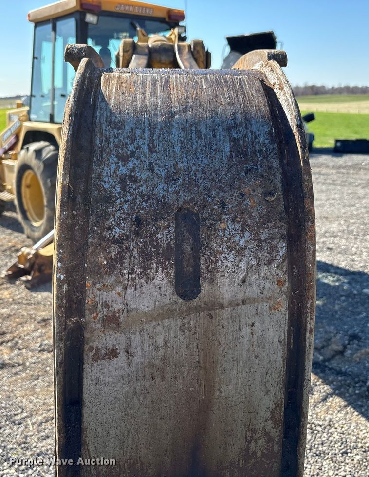 image for item EM6185 1996 John Deere 310D backhoe