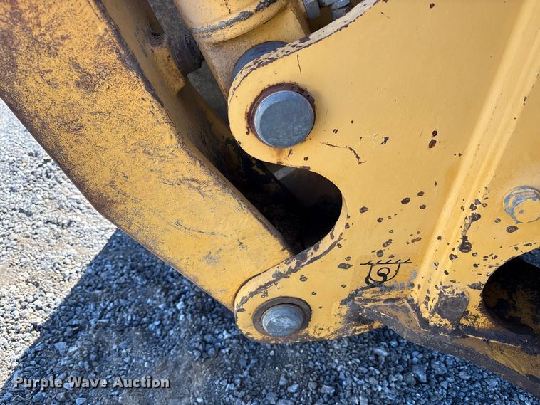 image for item EM6185 1996 John Deere 310D backhoe