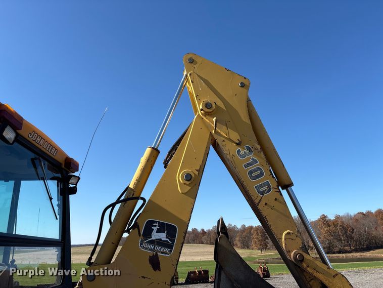 image for item EM6185 1996 John Deere 310D backhoe