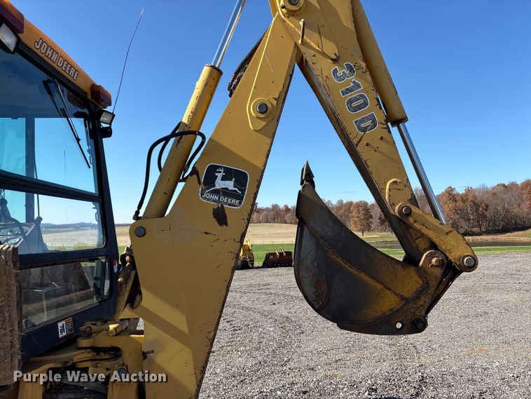 image for item EM6185 1996 John Deere 310D backhoe