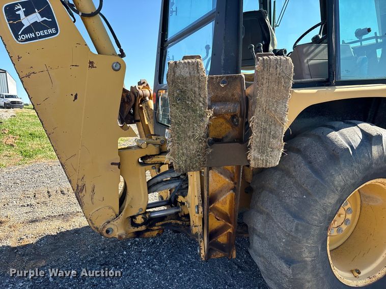 image for item EM6185 1996 John Deere 310D backhoe