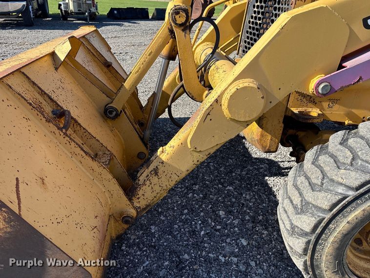 image for item EM6185 1996 John Deere 310D backhoe