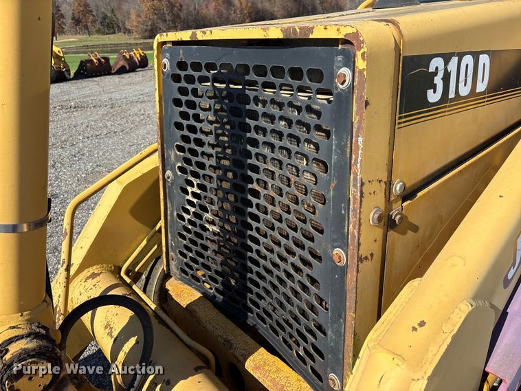 image for item EM6185 1996 John Deere 310D backhoe