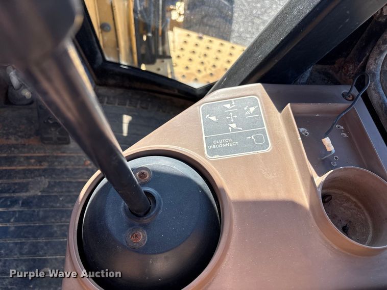 image for item EM6185 1996 John Deere 310D backhoe