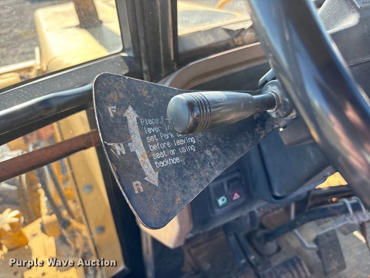 image for item EM6185 1996 John Deere 310D backhoe