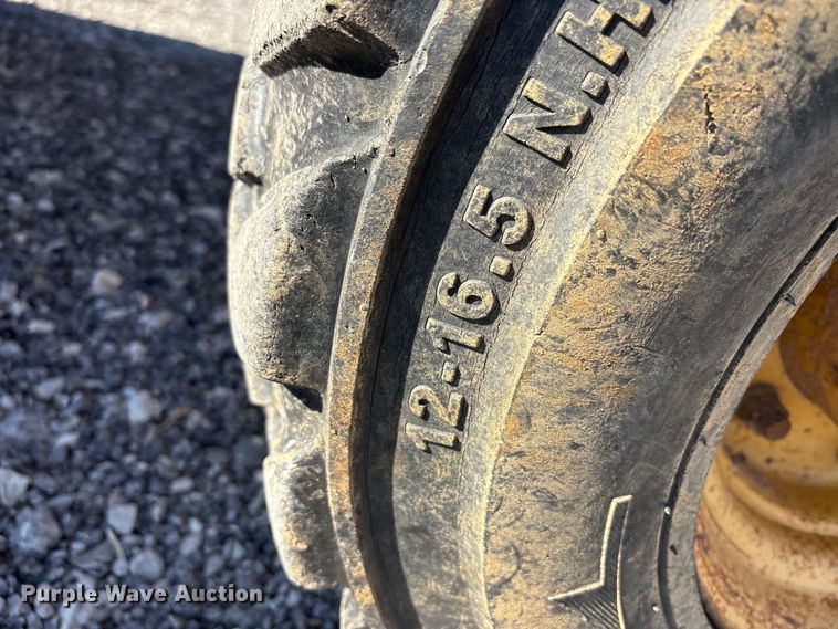 image for item EM6185 1996 John Deere 310D backhoe