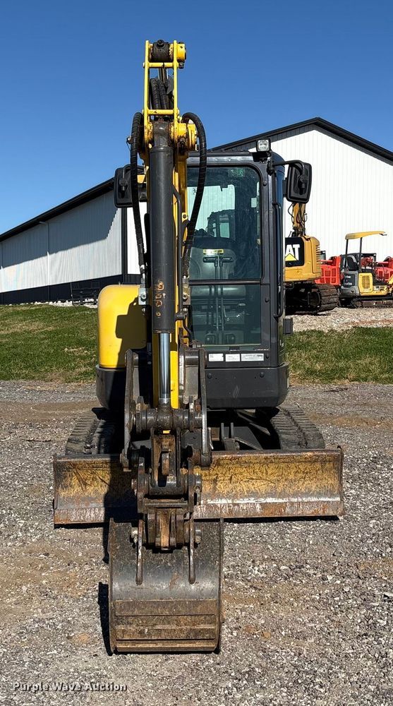 EXCAVADORA 2019 NEW HOLLAND E37C