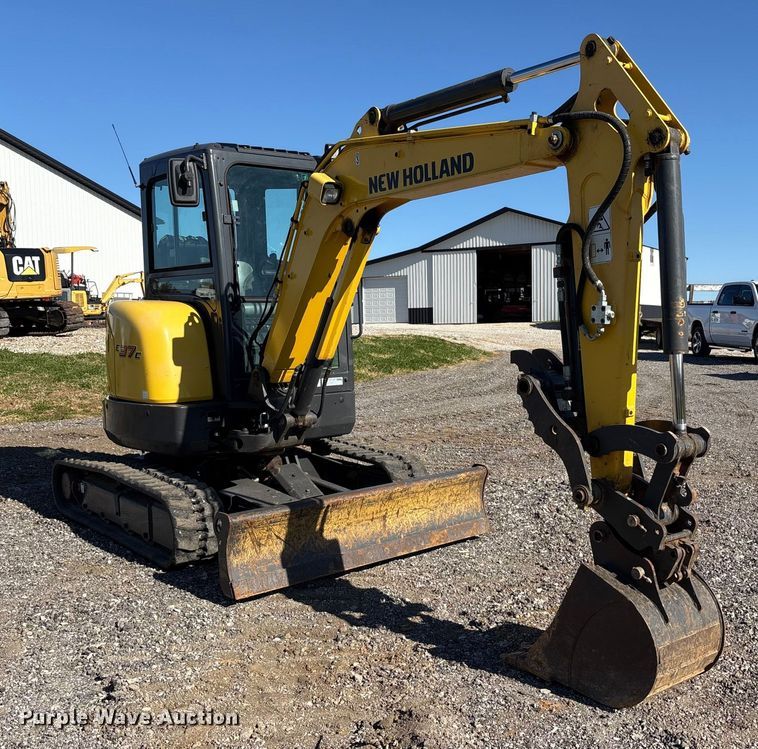 EXCAVADORA 2019 NEW HOLLAND E37C