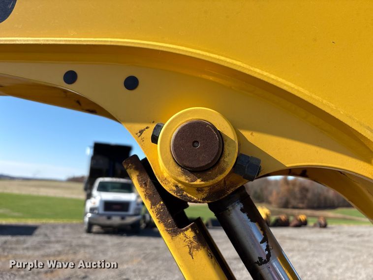 image for item EM6188 2019 New Holland E37C mini excavator