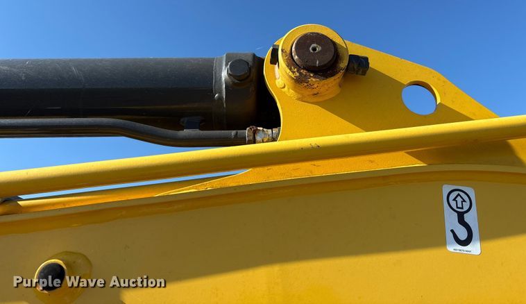 image for item EM6188 2019 New Holland E37C mini excavator