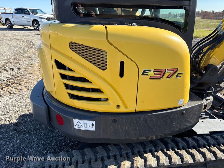 image for item EM6188 2019 New Holland E37C mini excavator