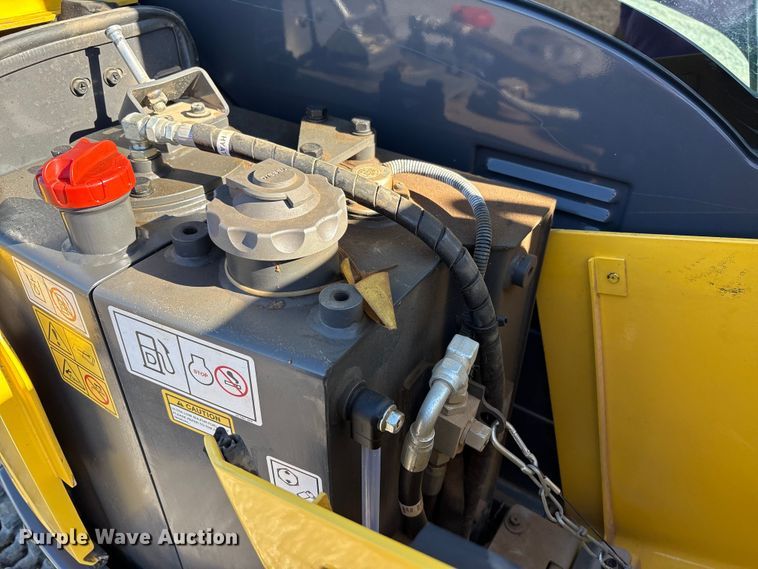 image for item EM6188 2019 New Holland E37C mini excavator